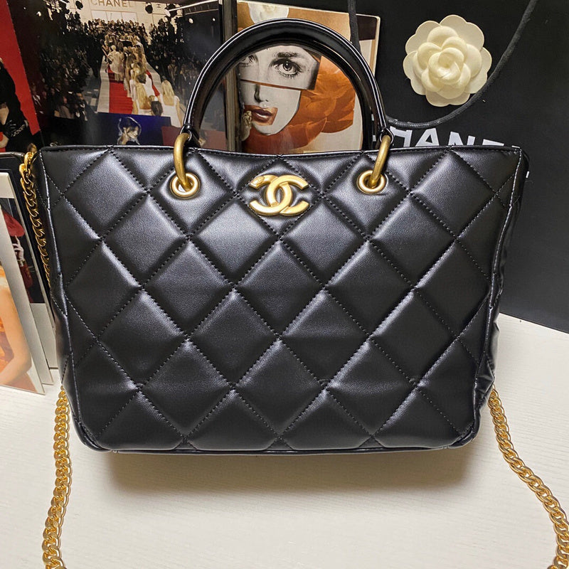 Chanel Luxury Handbag Style 50