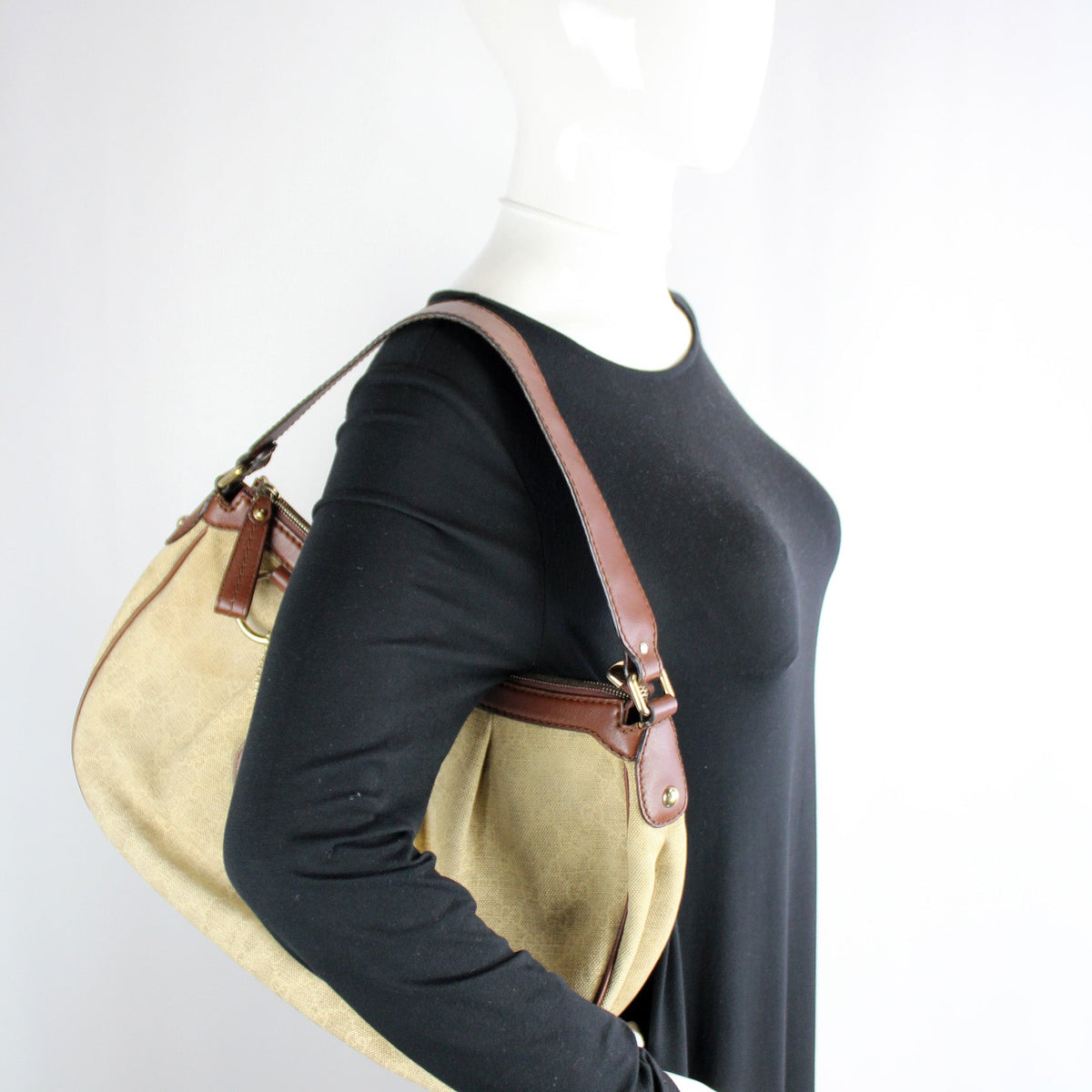 232955 Sukey Canvas Hobo Medium