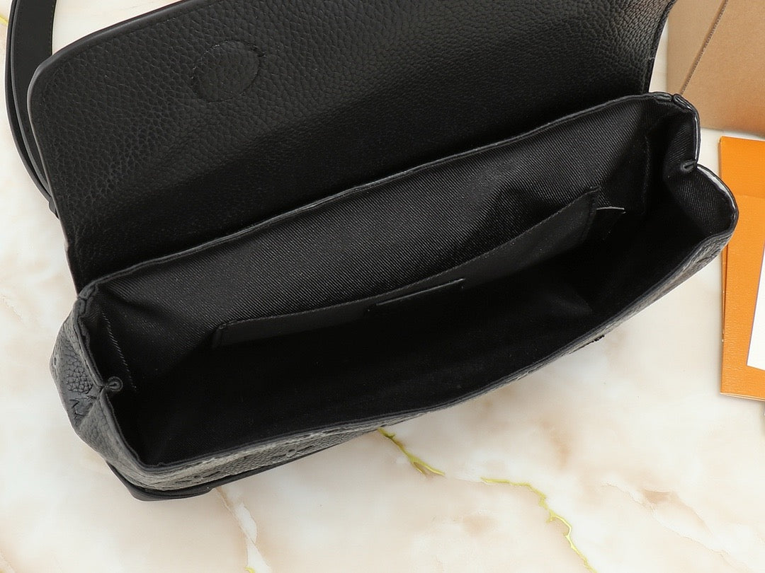 LV Steamer Crossbody Bag
