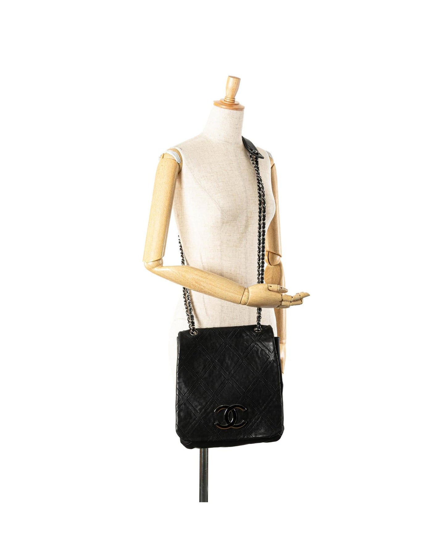 Large Calfskin Diamond Stitch Crossbody Bag with Chain Strap