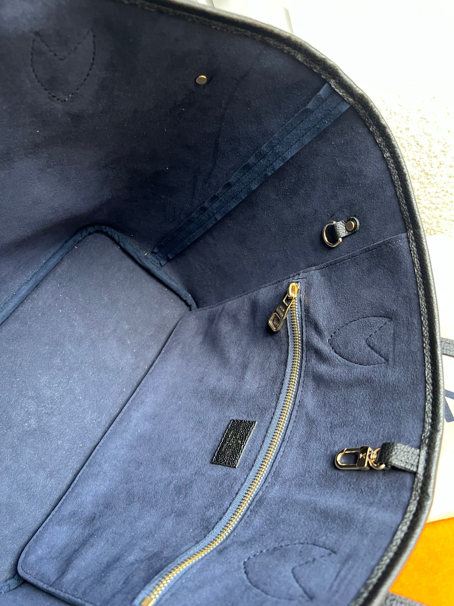 Louis Vuitton Neverfull MM Black Empreinte (RRP £2,010)