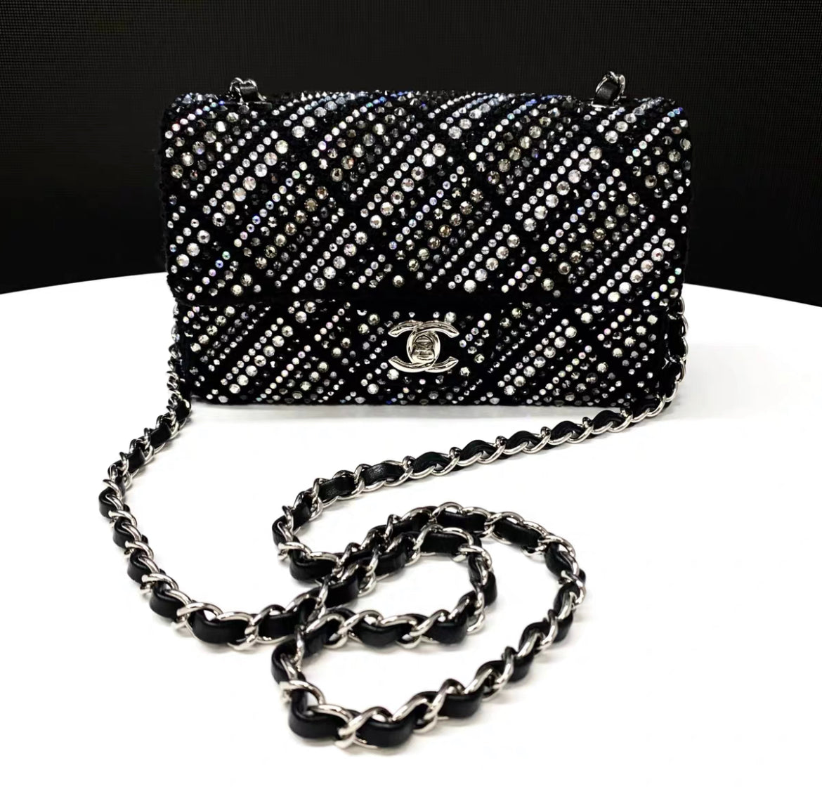 Chanel Chanel 22 Tweed Black Shoulder Bag