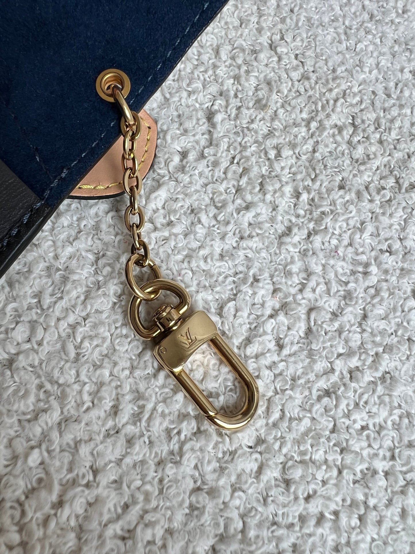 Louis Vuitton Monogram Mouse airpods Case (RRP £350)