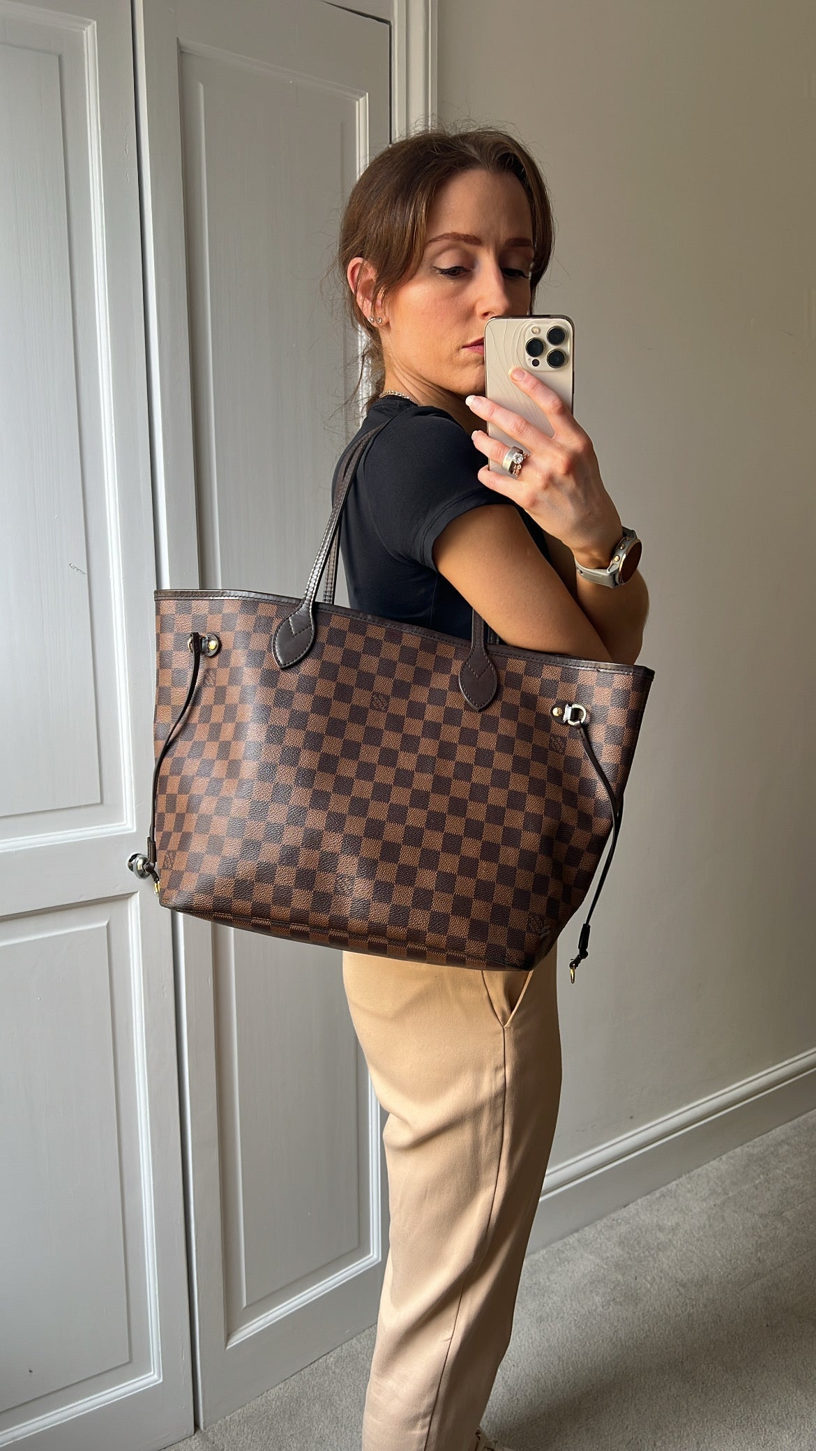 Louis Vuitton Neverfull MM Damier Ebene Cherry Interior (RRP £1,430)