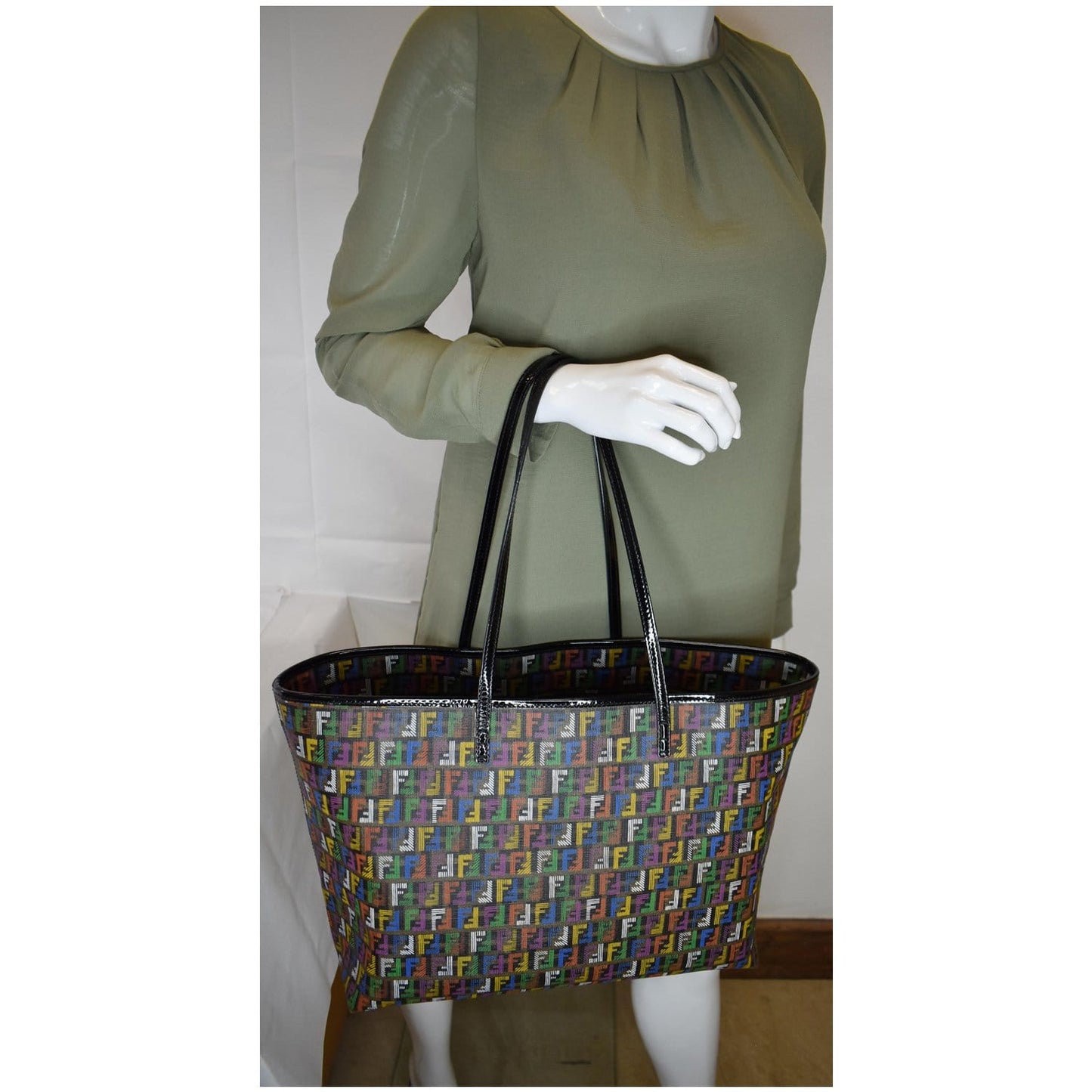 Fendi Roll Canvas Red Tote Bag Style 4