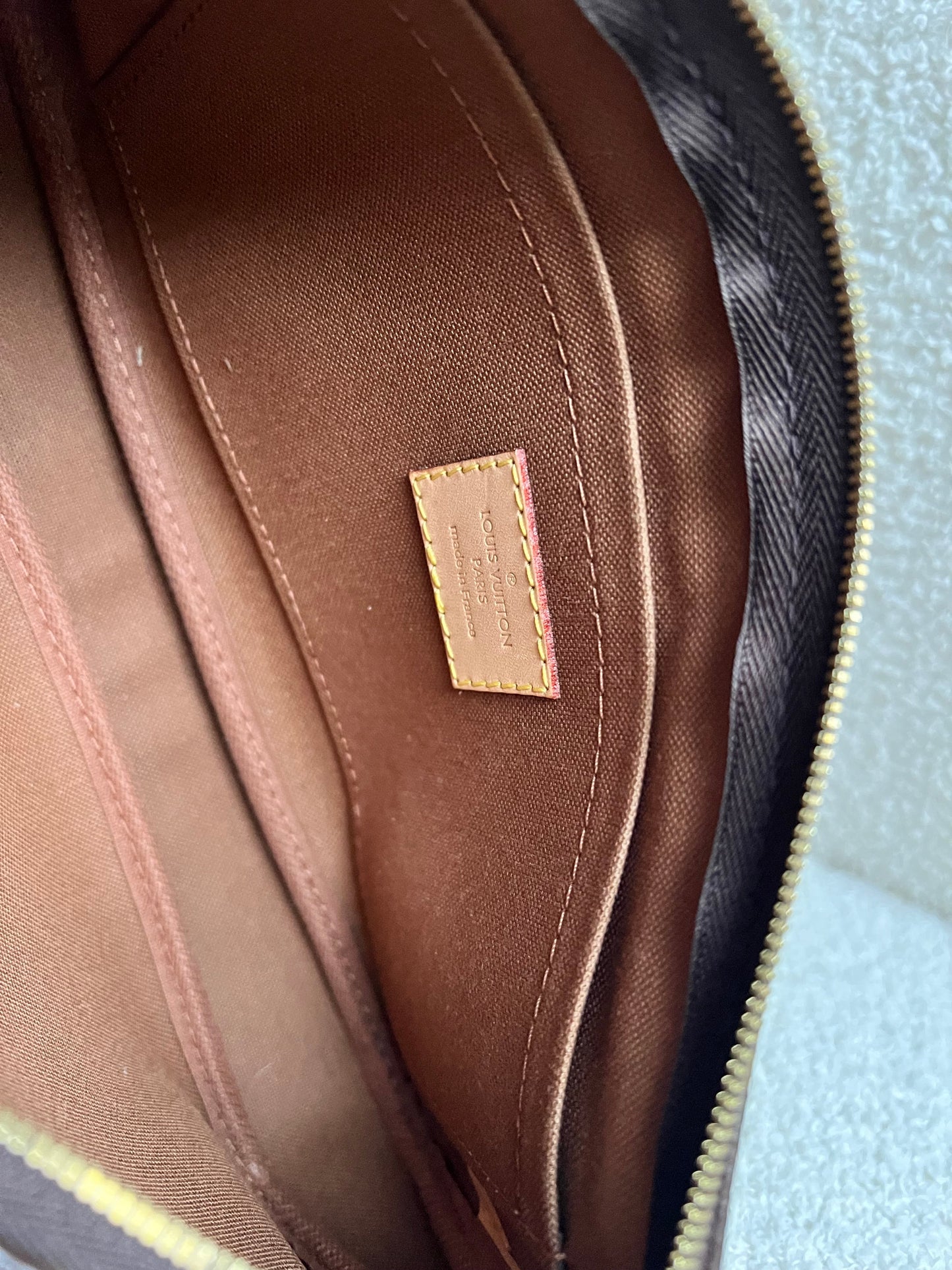 Louis Vuitton Pochette Monogram