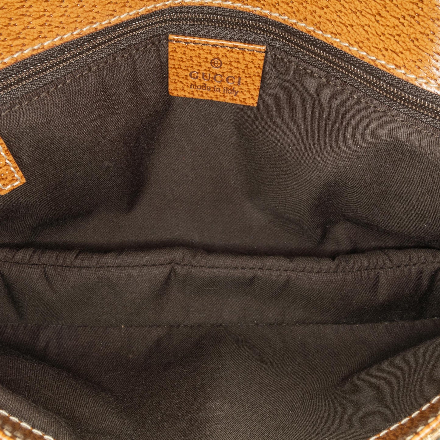 Gucci GG Canvas Shoulder Bag (SHG-4srSMf)