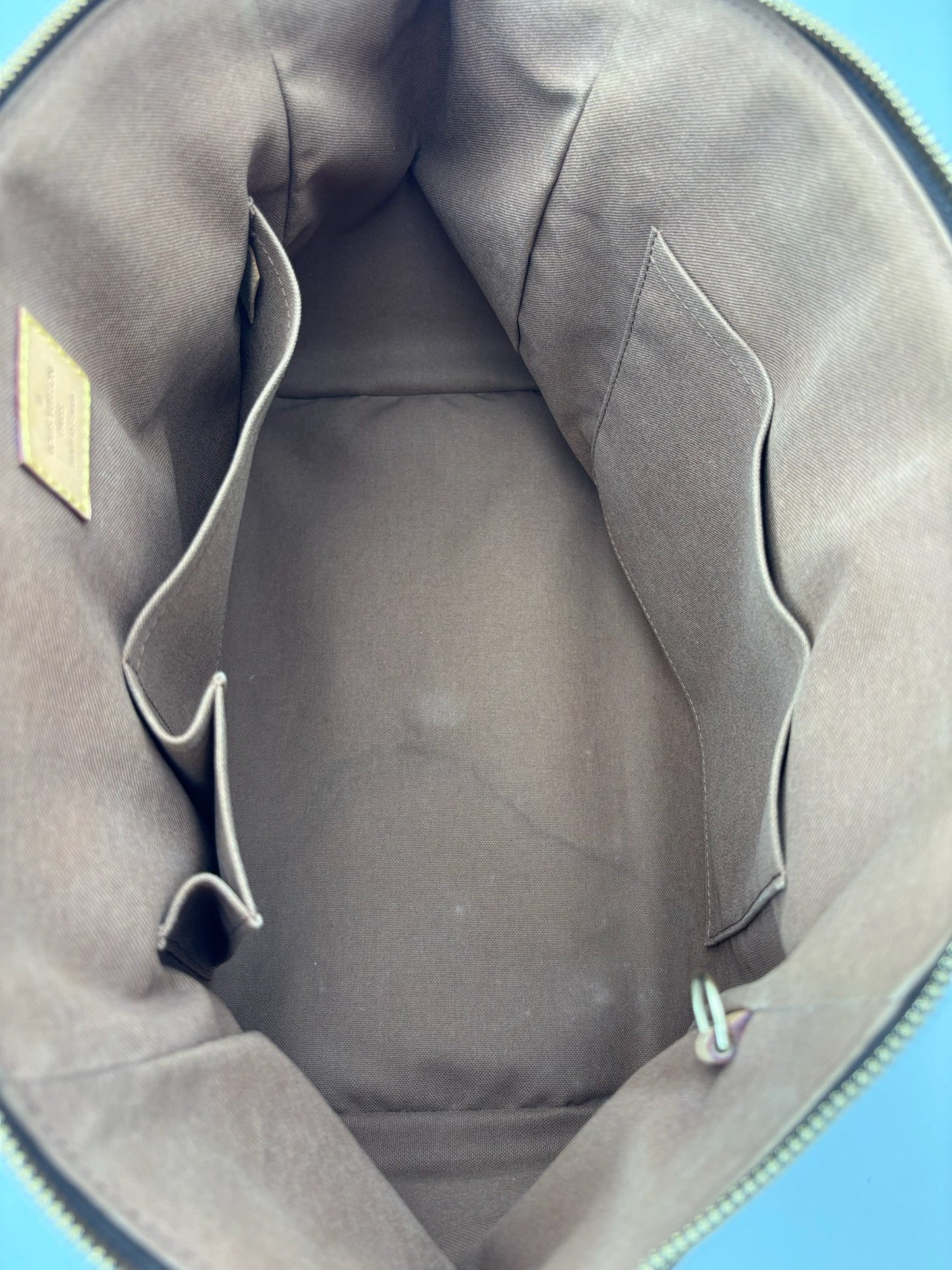 Louis Vuitton Tivoli GM Bag in Monogram Canvas