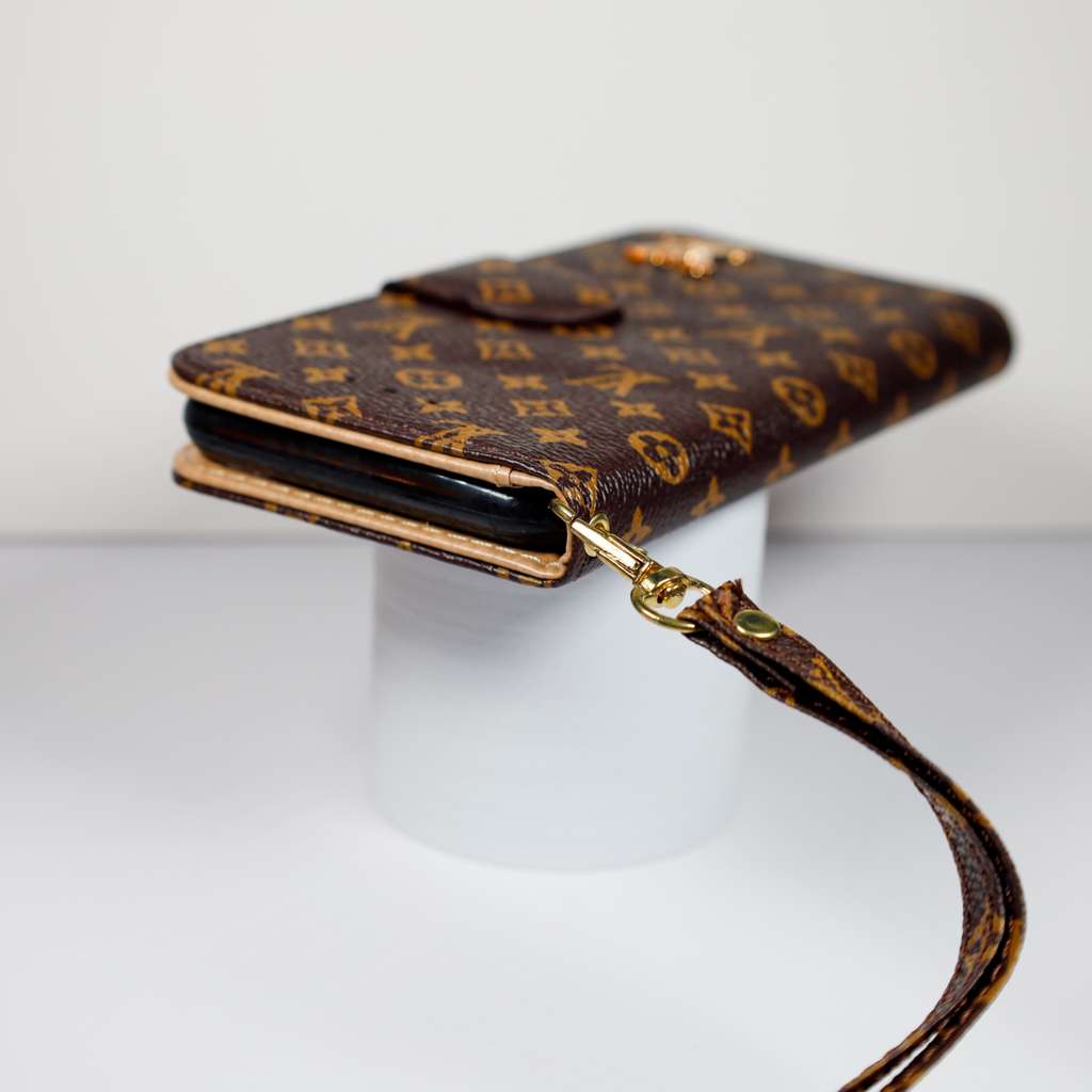 Louis Vuitton Wallet Case for iPhone X16 Series