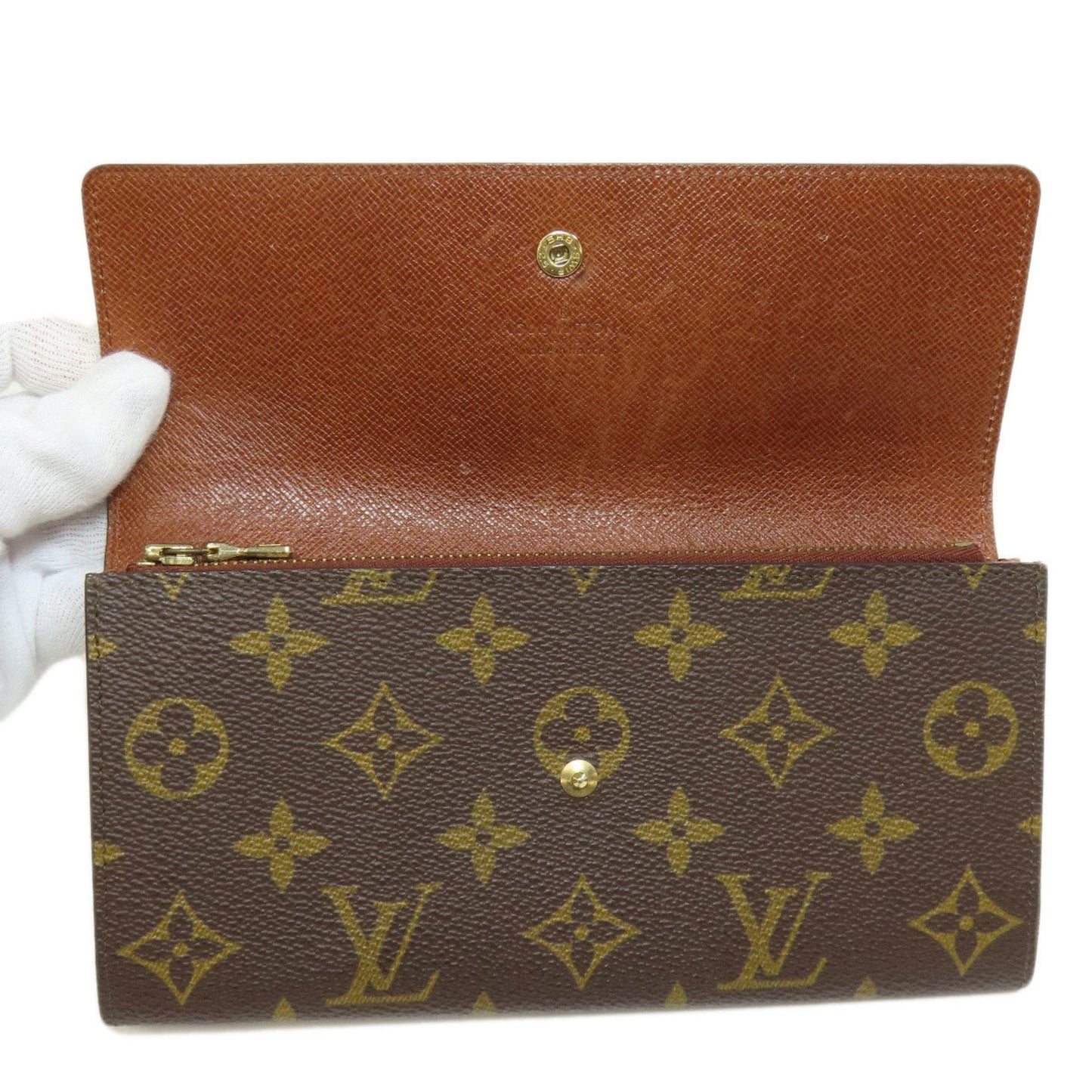 Louis Vuitton Long Wallet (Bi-Fold)