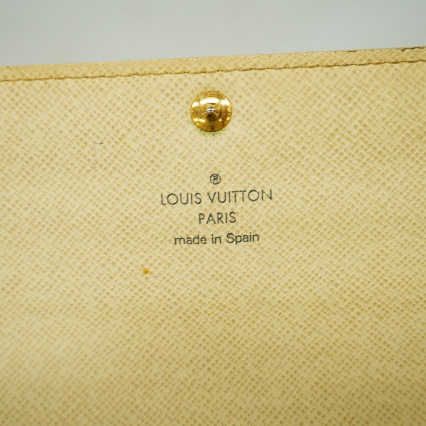 Louis Vuitton Long Wallet (Bi-Fold)