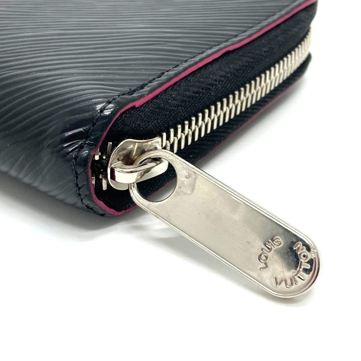 Louis Vuitton Leather Long Wallet (Bi-Fold)
