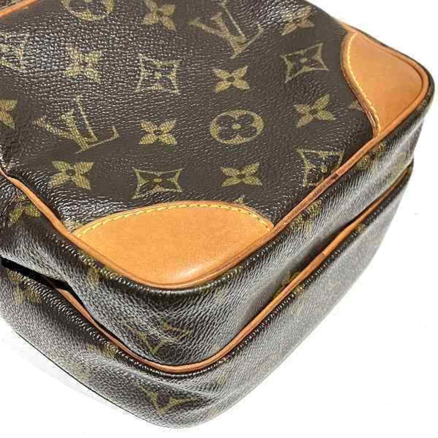 Louis Vuitton Shoulder Bag