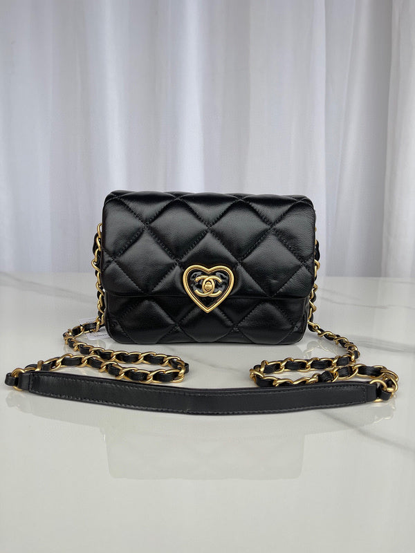 Chanel Luxury Handbag Style 130