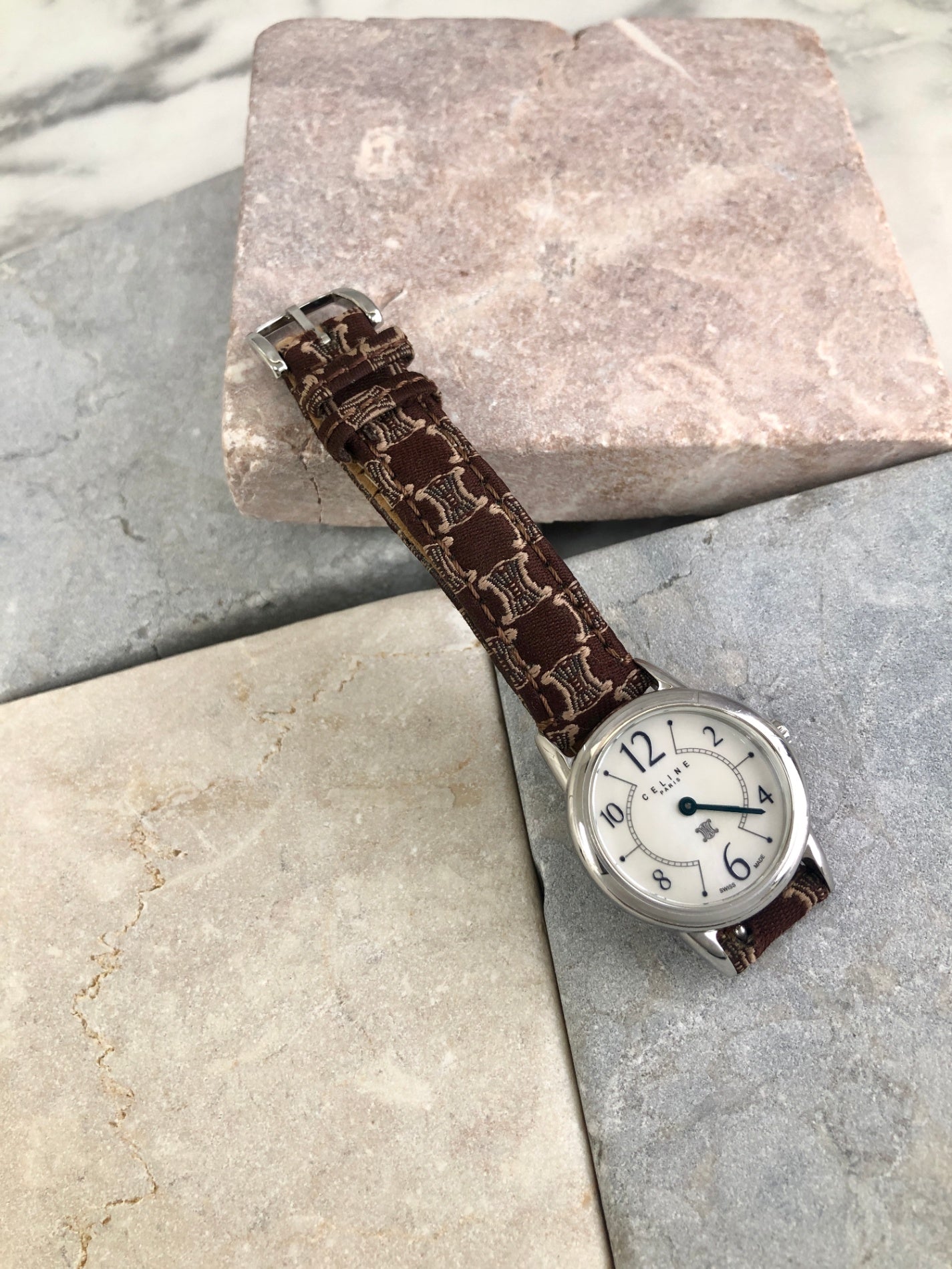 CELINE Watch Brown Vintage 6hyr75