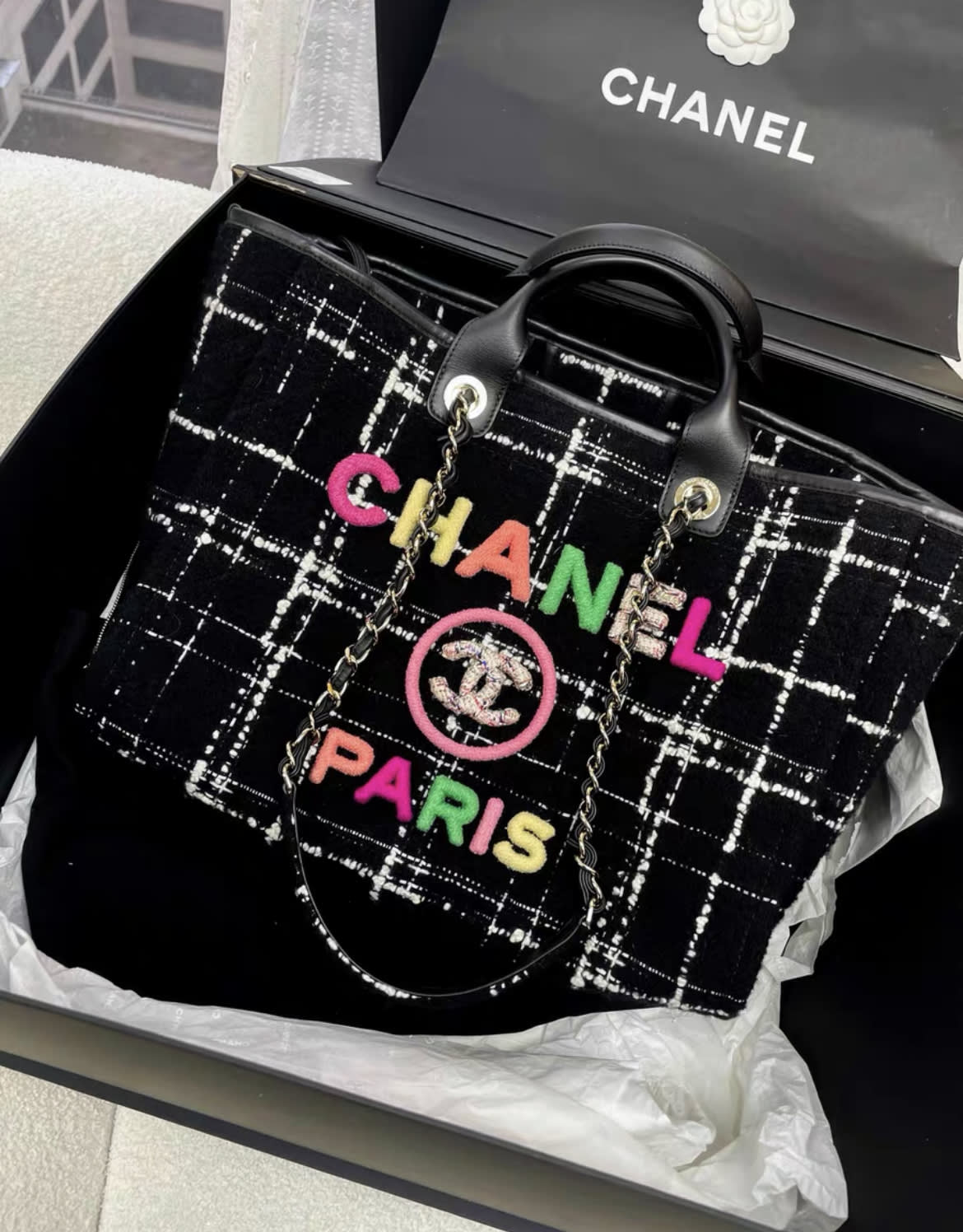 Chanel 22Aw Black And White Plaid With Colorful Letters Woolen Beach Bag