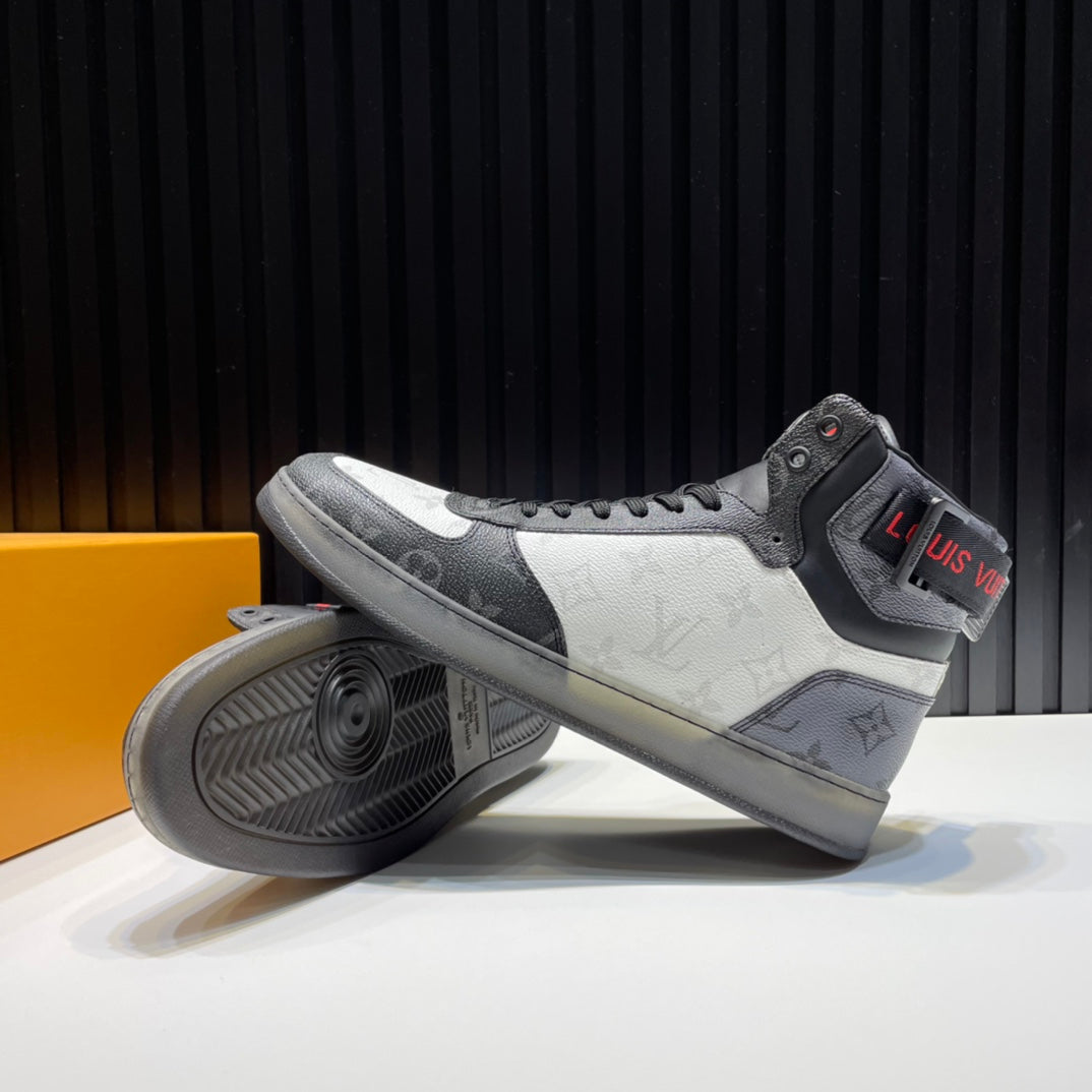 Louis Vuitton Rivoli Sneakers