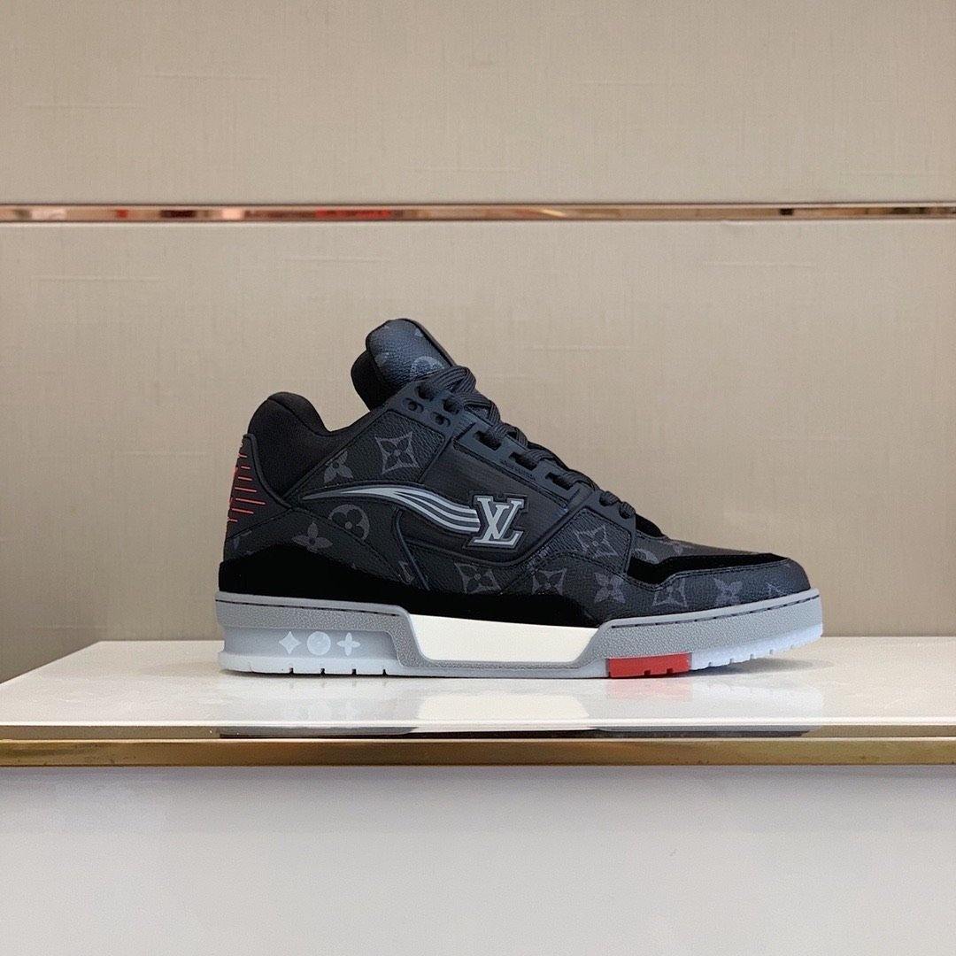 Louis Vuitton Trainer Sneaker