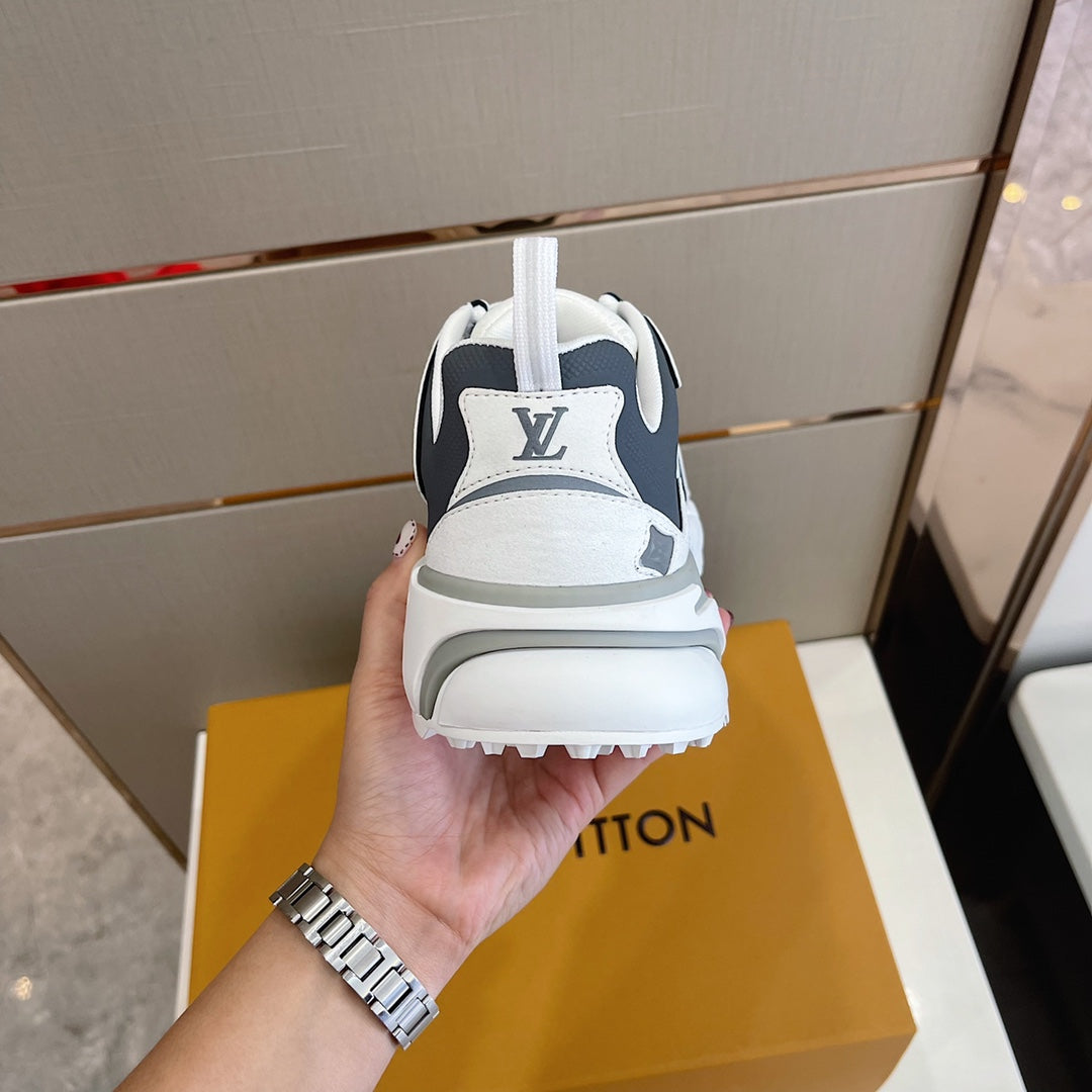 Louis Vuitton Runner Tatic Sneakers