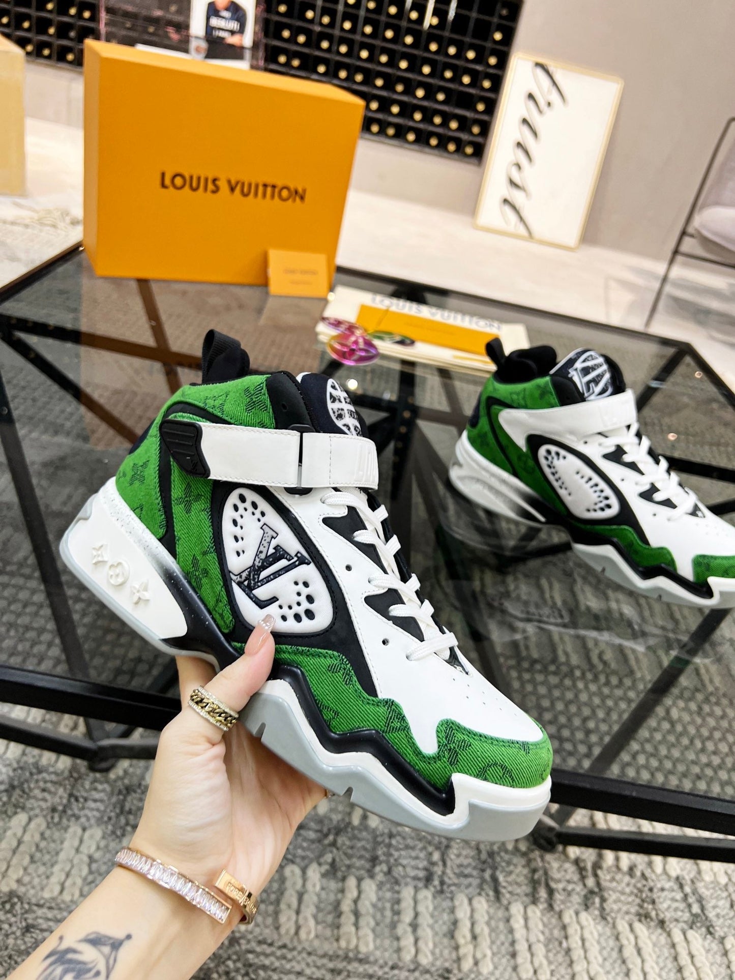 Louis Vuitton Trainer 2 Sneakers