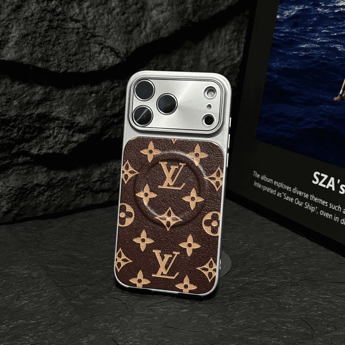 MagSafe Leather iPhone Case β Magnetic Grip & Full Protection