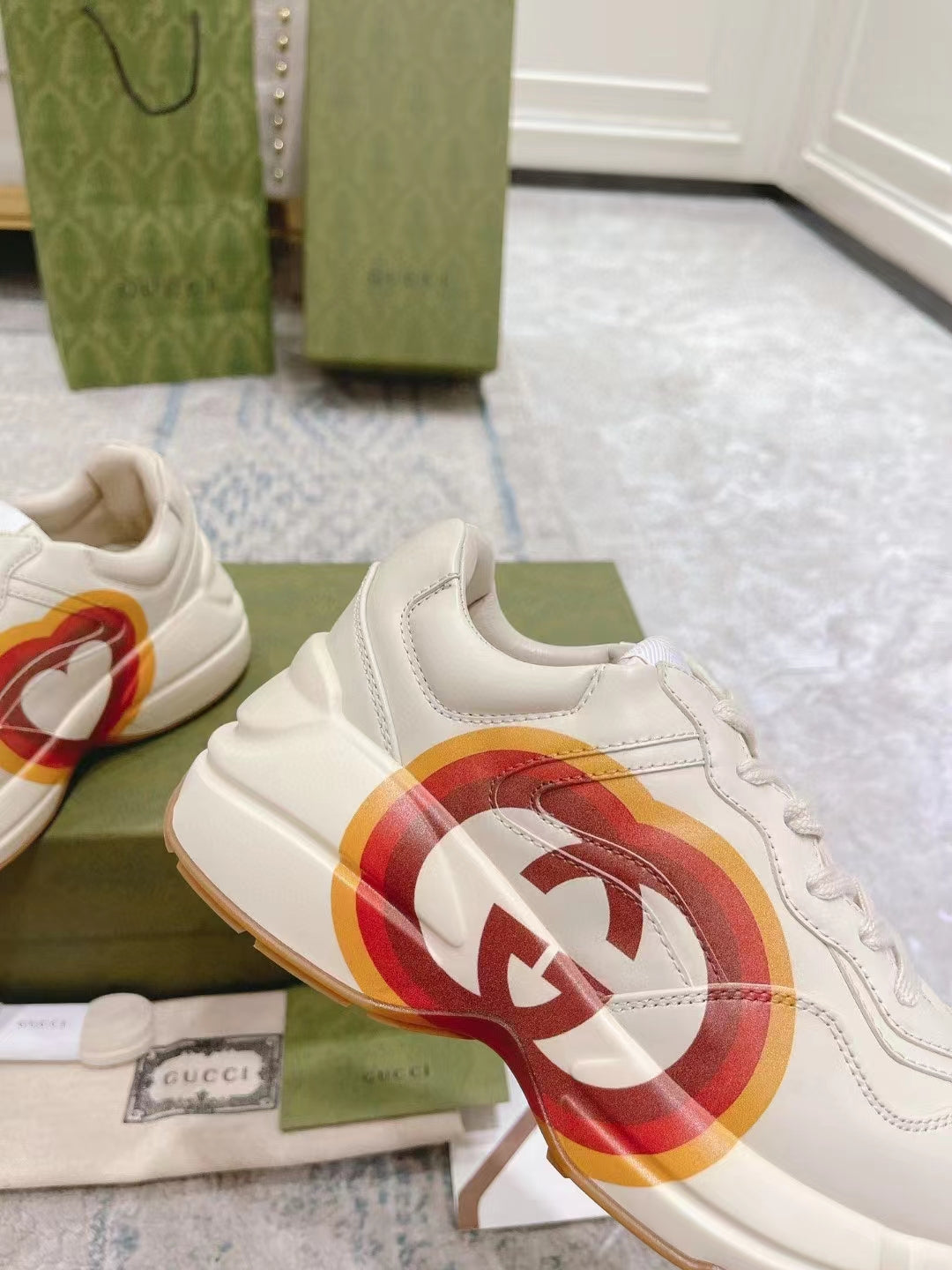 2023 lovers CC Top quality sneakers