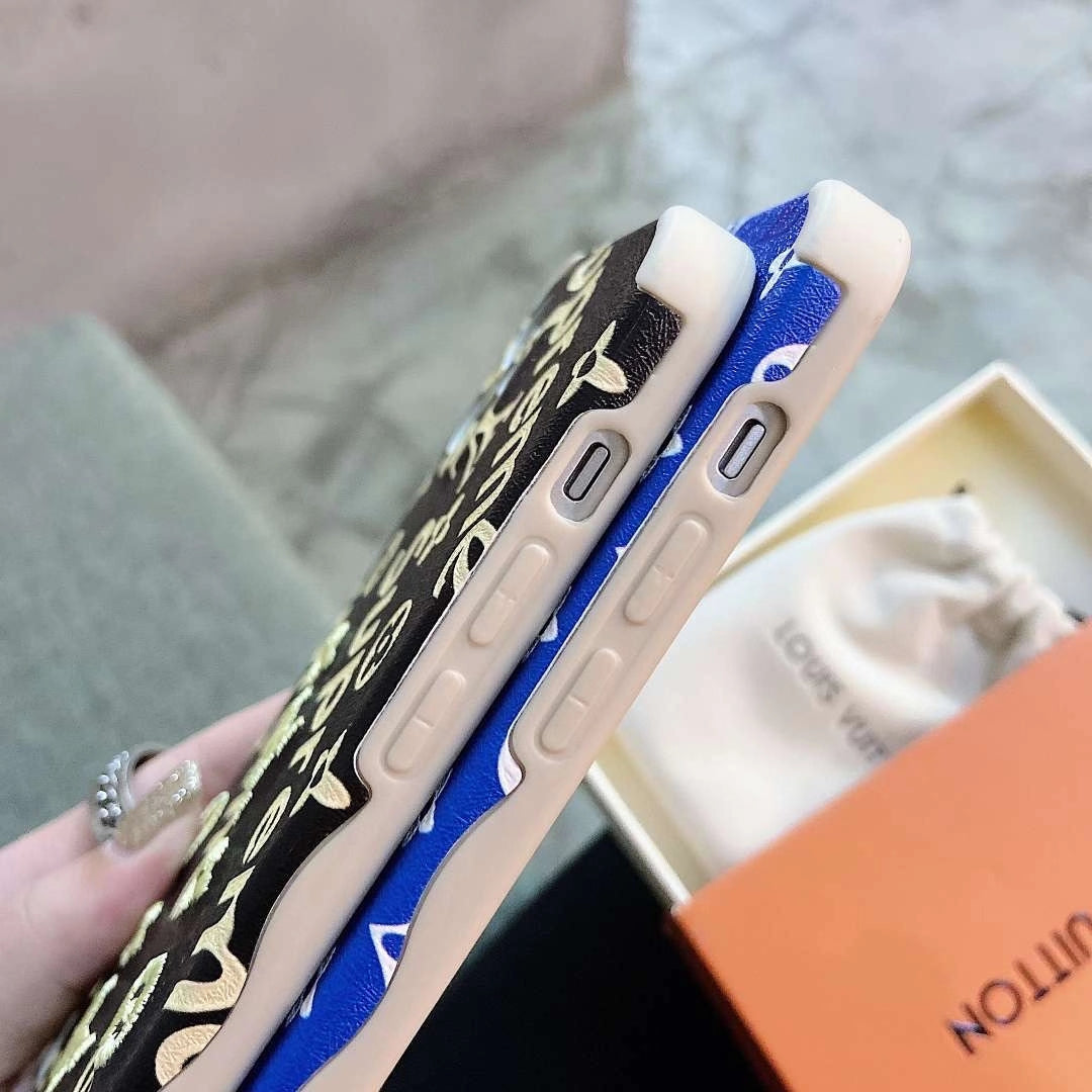 Fashion embroidery phone case
