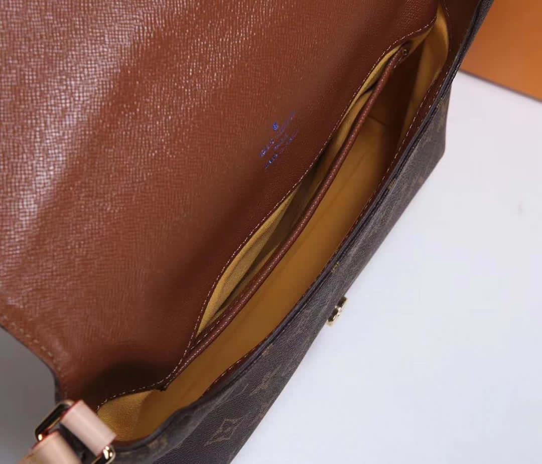 Lv messenger bag