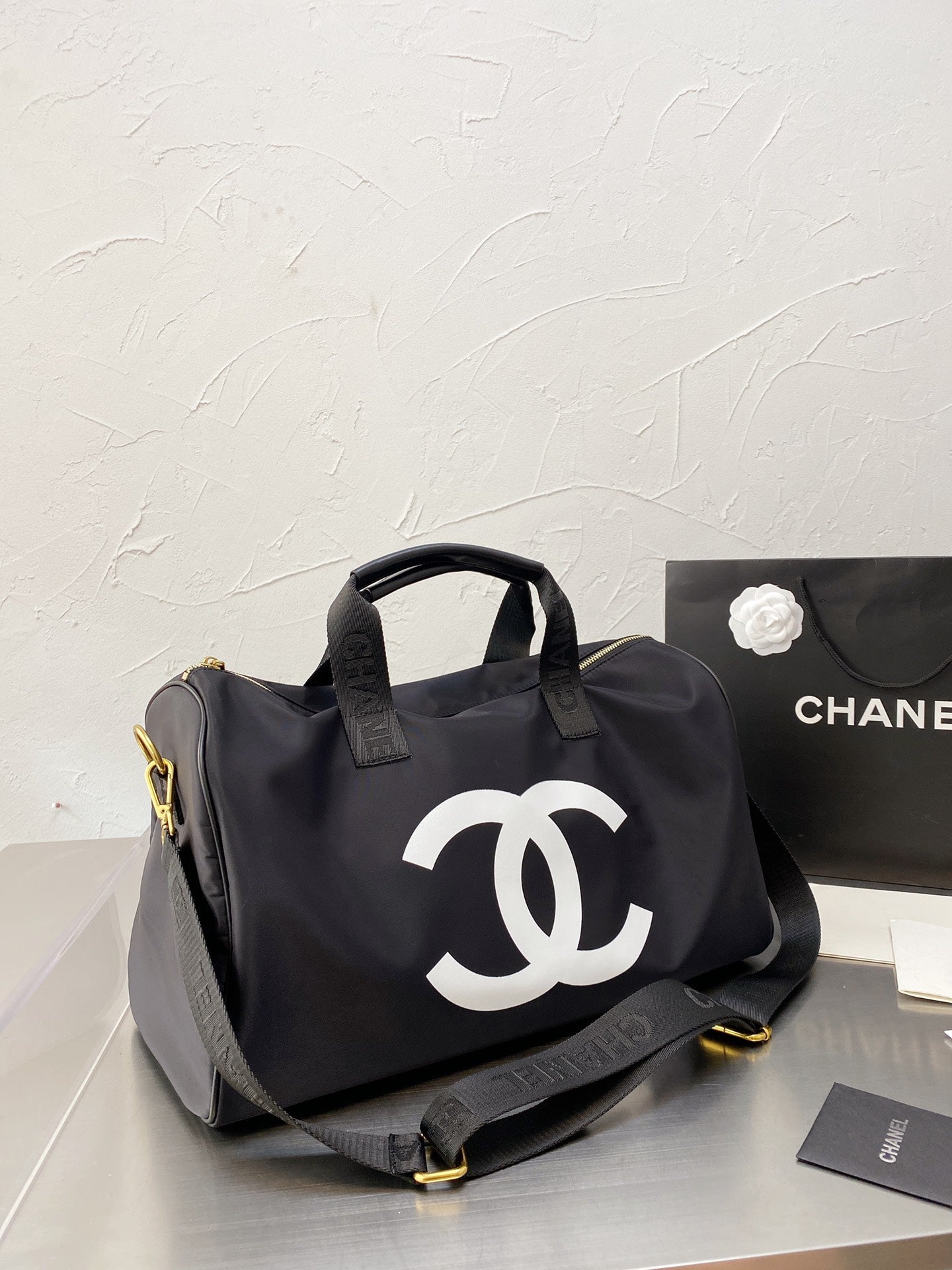 C h a n e l duffle Size:44*25