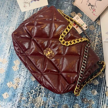 Chanel Luxury Handbag Style 570