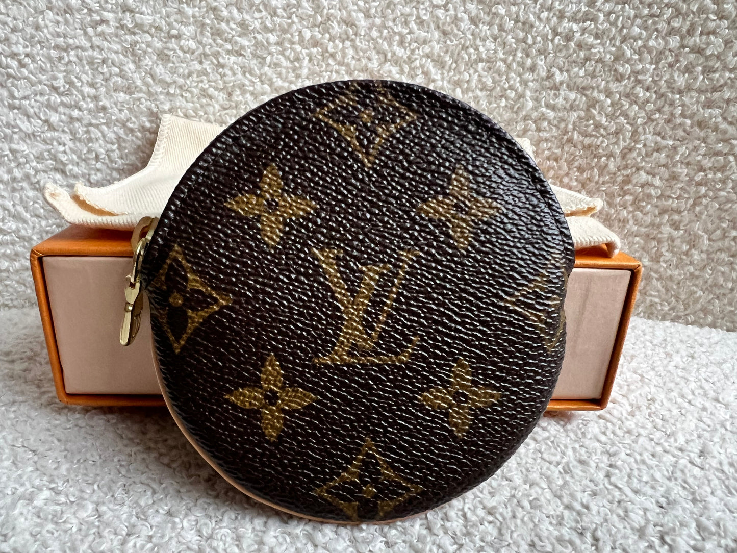Louis Vuitton Round Coin Purse Monogram