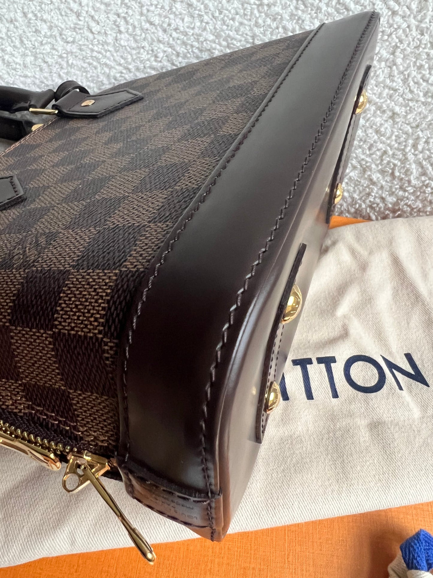 Louis Vuitton Alma BB Damier Ebene (RRP £1,450)