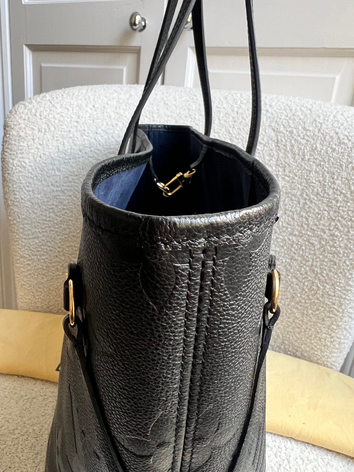 Louis Vuitton Neverfull MM Black Empreinte (RRP £1,970)