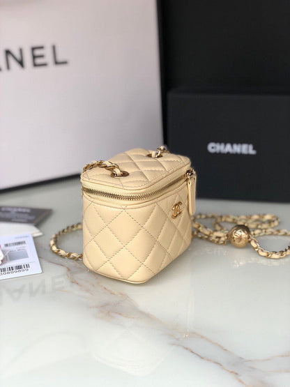 Chanel Luxury Handbag Style 141