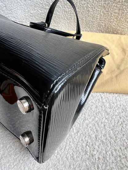 Louis Vuitton Brea MM in Epi Leather (RRP £1650)