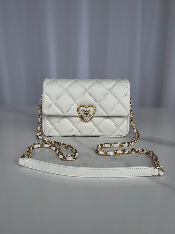 Chanel Luxury Handbag Style 98