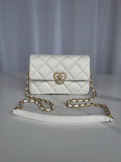 Chanel Luxury Handbag Style 98