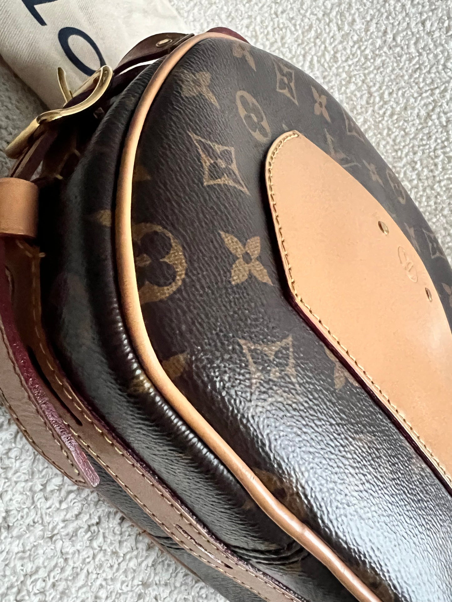 Louis Vuitton Boite Chapeau Souple MM (RRP £2320)