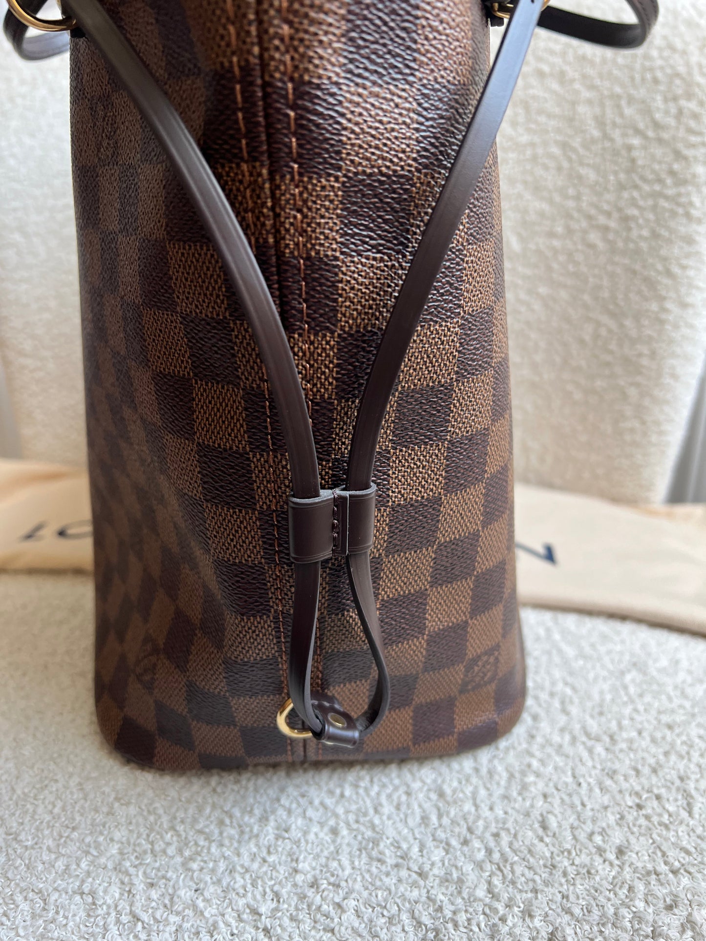 Louis Vuitton Neverfull MM Damier Ebene Cherry Interior (RRP £1,430)