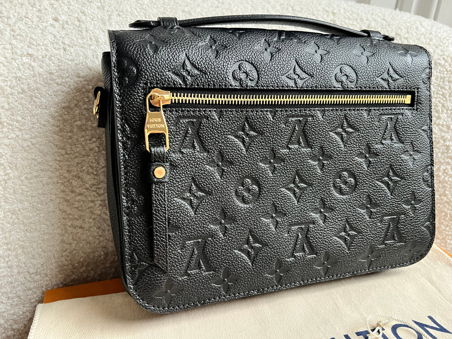 Louis Vuitton Pochette Metis Black Empreinte (RRP £2,200)