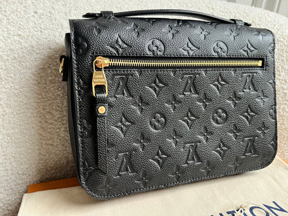 Louis Vuitton Pochette Metis Black Empreinte (RRP £2,200)