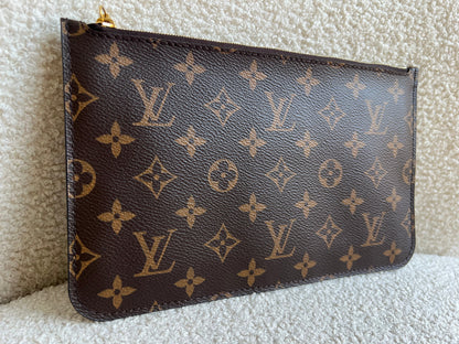 Louis Vuitton Pouch in Monogram
