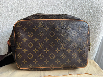 Lous Vuitton Reporter Monogram