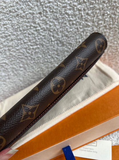 Louis Vuitton Sarah Wallet in Monogram and Brown  (RRP £505)