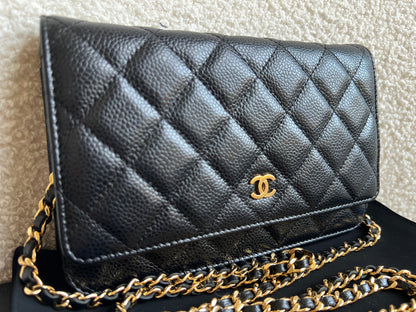Chanel Black Caviar Wallet on Chain (RRP £2,930)