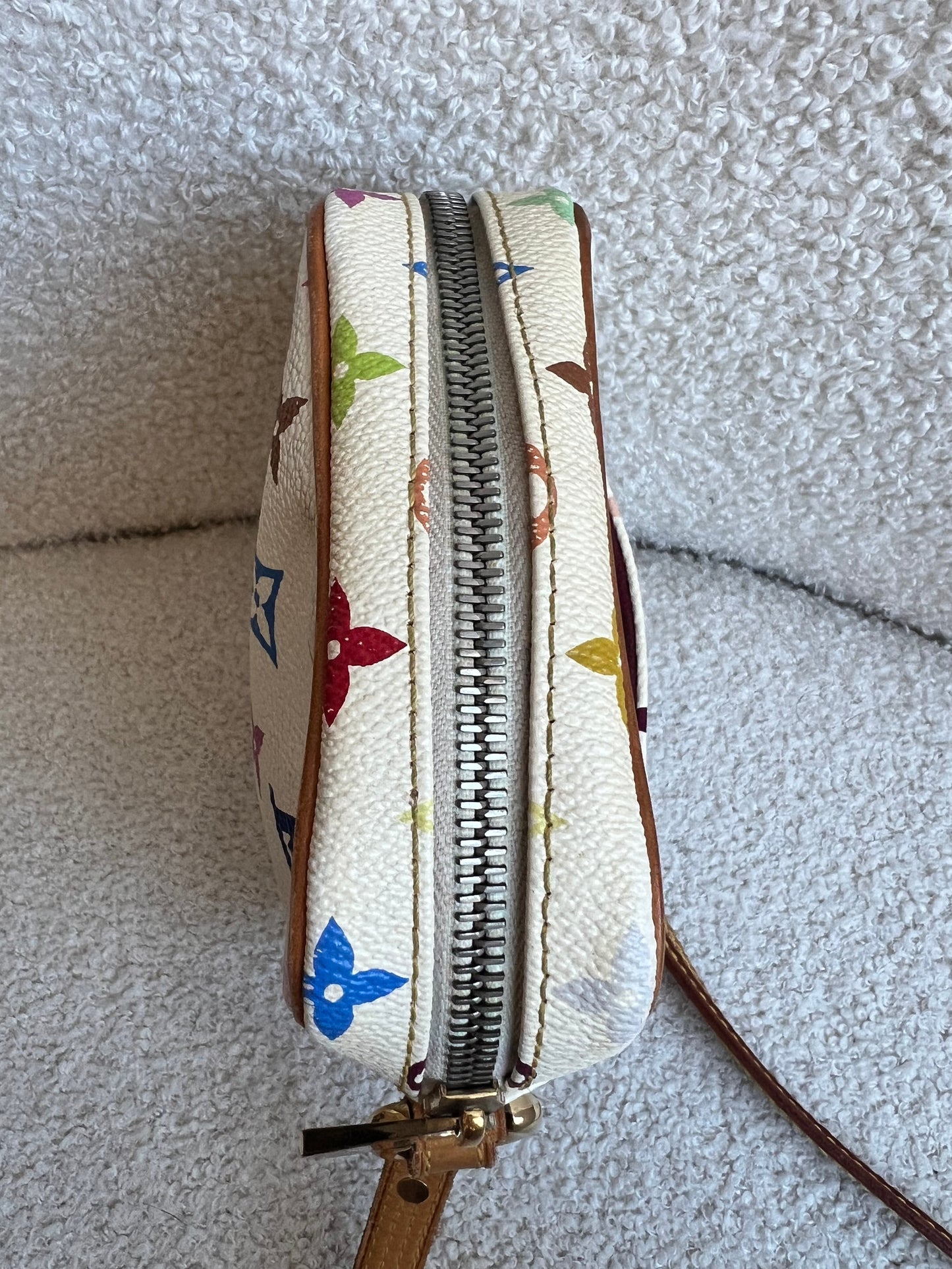 Louis Vuitton Rift Bag White Multicolore Takashi