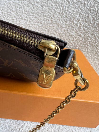 Louis Vuitton Multi Pochette Accessoires Khaki (RRP £2070)