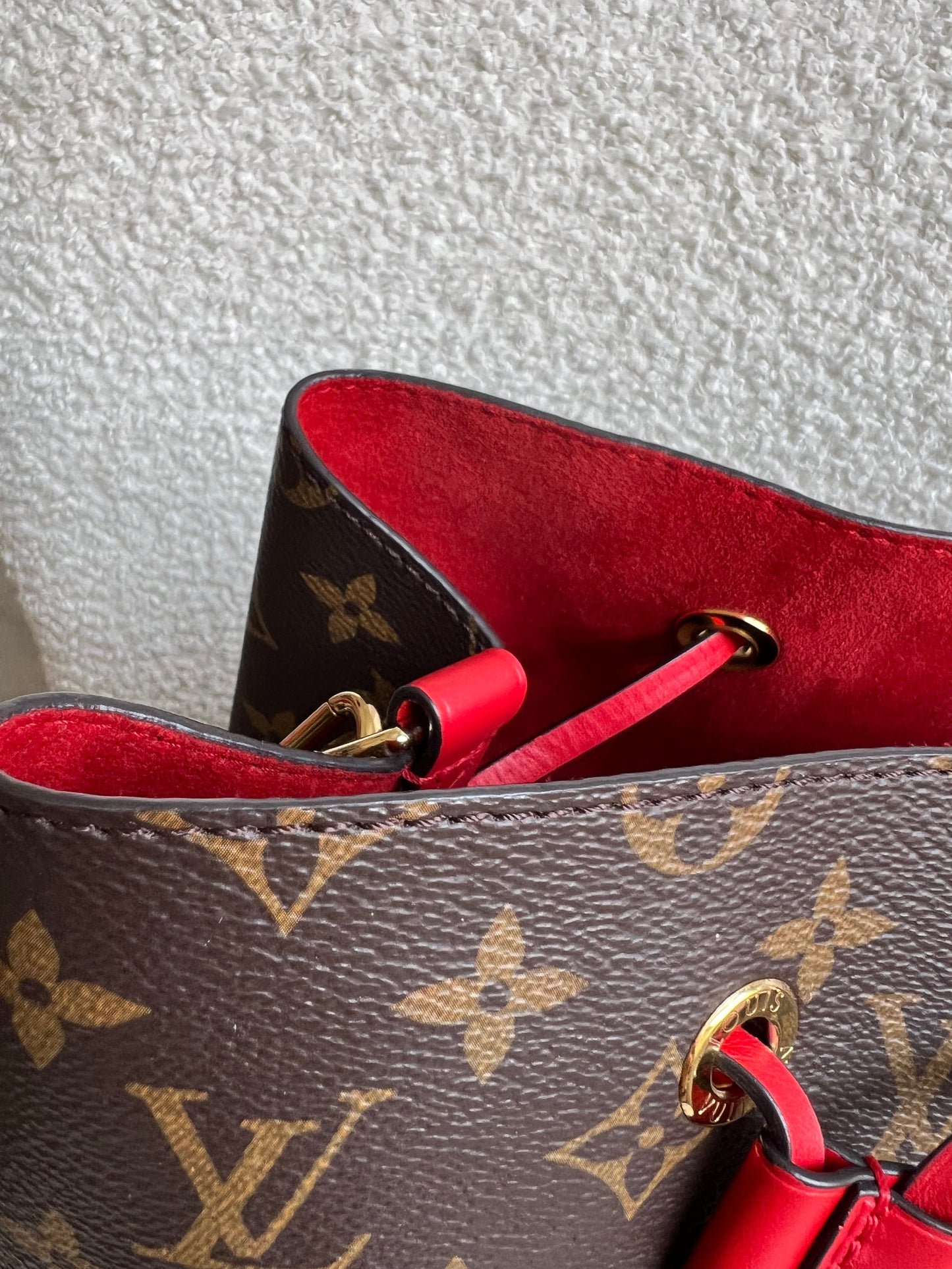 Louis Vuitton Neo Noe Monogram Coquelicot (RRP £1,790)