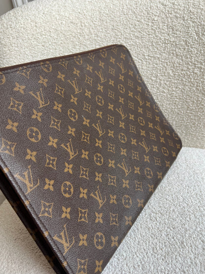 Louis Vuitton Monogram Poch Documents Portfolio Case 39