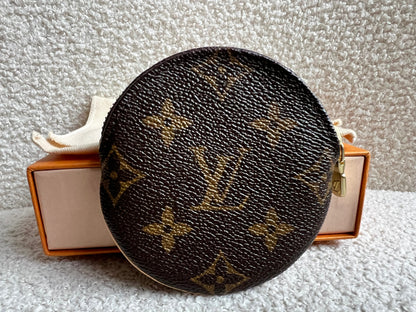 Louis Vuitton Round Coin Purse Monogram